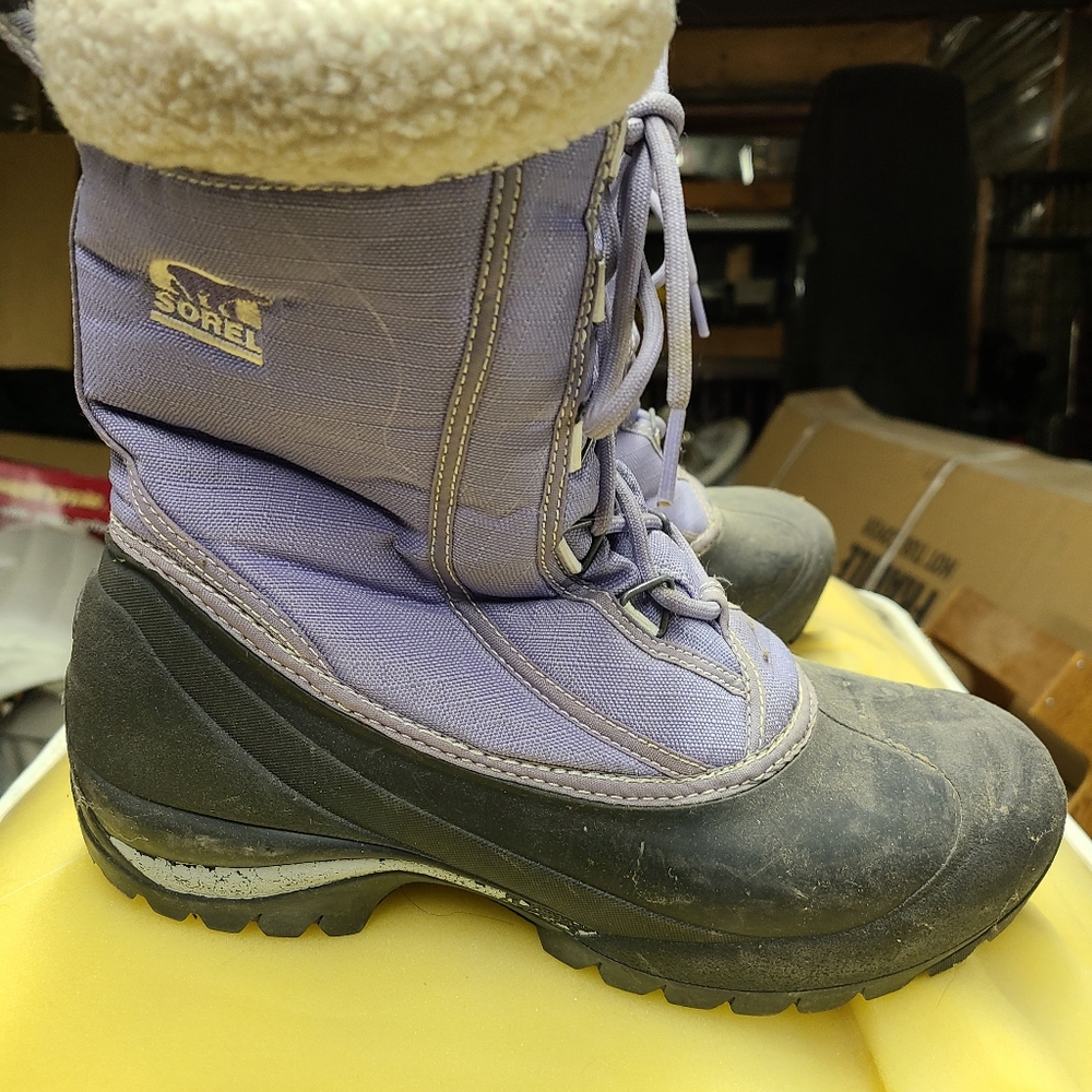 Sz 9 Sorel Winter boots